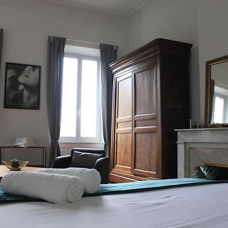 Paul Sabatier-T1-Vue Sur Jardin-Luxe-Wifi-Fi-Velo Appartement Castelnaudary Buitenkant foto